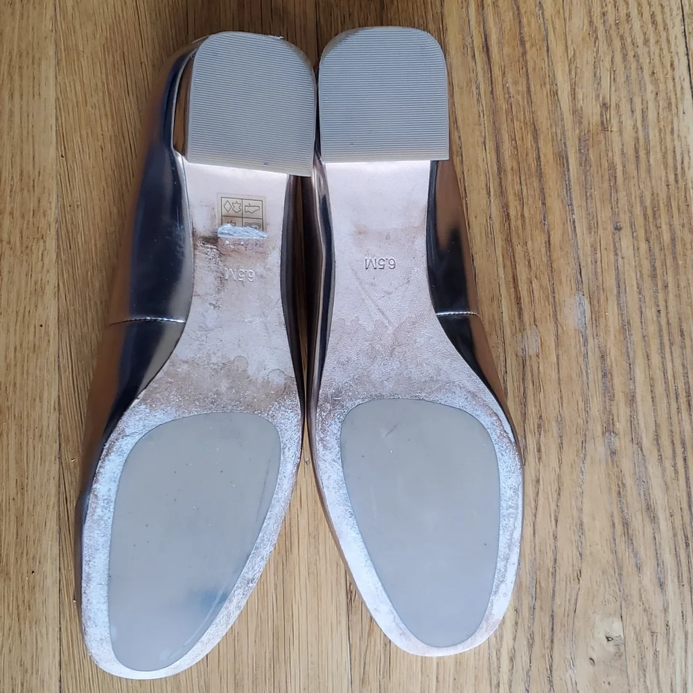 Tory Burch metallic gold Gigi leather flats 6.5